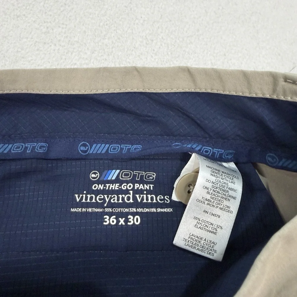 Vineyard Vines Men's On-The-Go Performance Pants OTG Beige Size 36x30